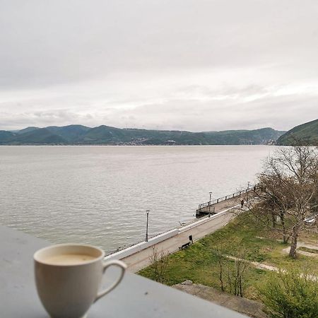 Dunavska Panorama 골루바츠 외부 사진